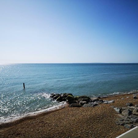 Pebble Bay Retreat Villa Milford on Sea Exterior foto