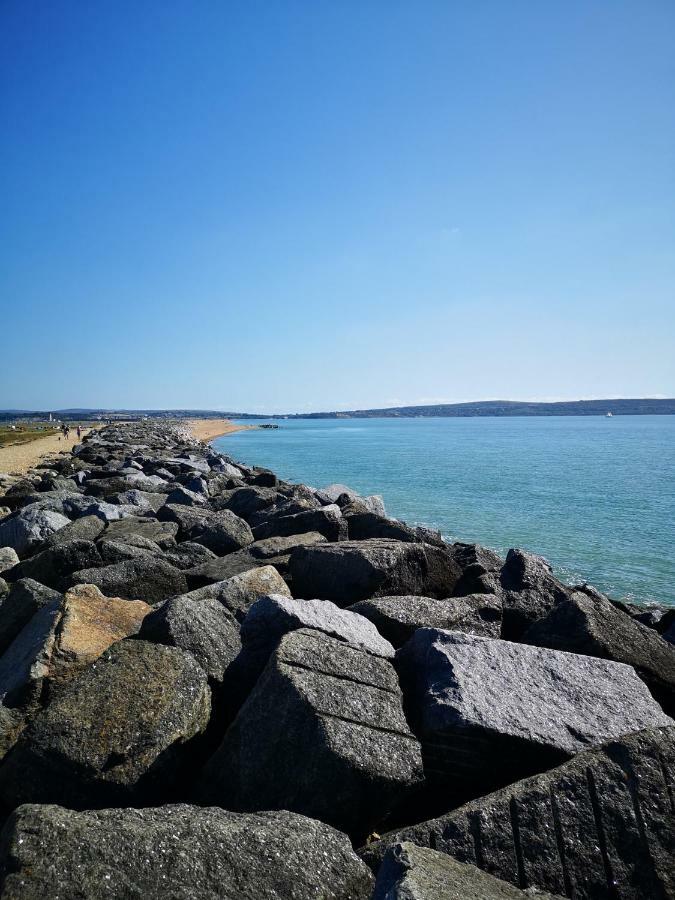 Pebble Bay Retreat Villa Milford on Sea Exterior foto